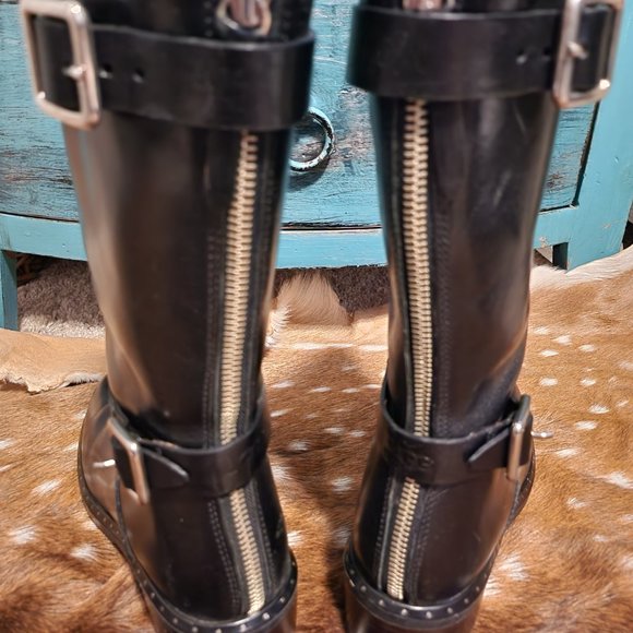 Ugg Collection - Picture 5 of 6